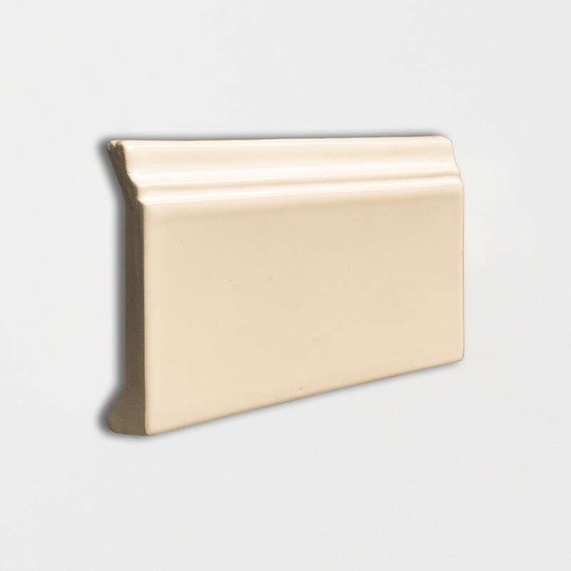 Modanature in ceramica con base lucida color miele 4 3/16x6