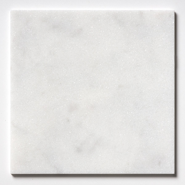 Carrelage en marbre adouci Glacier, surface mate lisse, pierre naturelle gris doux de Country Floors