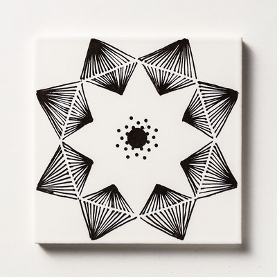 Black Diamonds Glossy Ceramic Tile 6x6