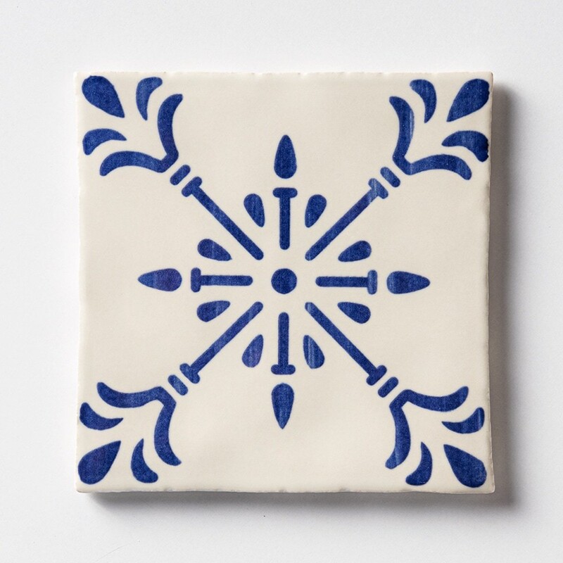 Auvergne Glossy Ceramic Tile 6x6