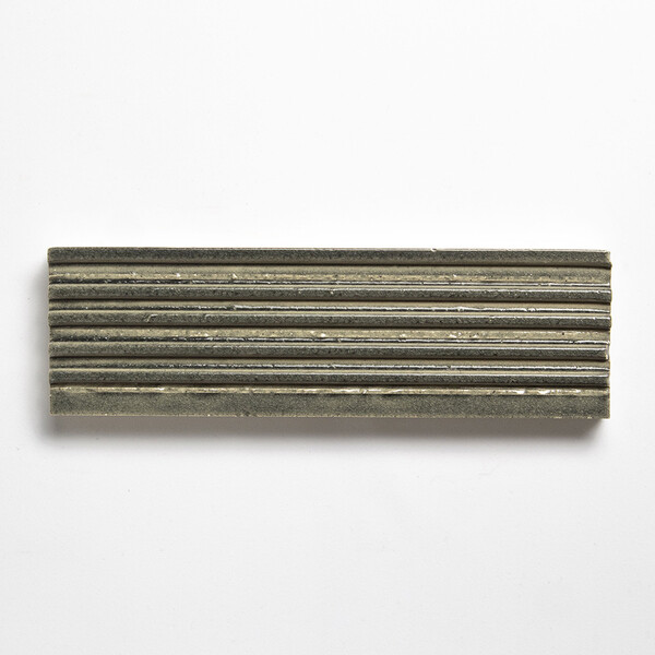 Pizarra Glossy Strided Subway Ceramic Tile 2 1/4×7 9/16 Image