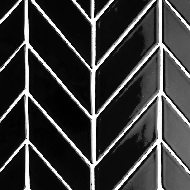 Carreaux de céramique noirs brillants à chevrons 2×6 (DC00355)