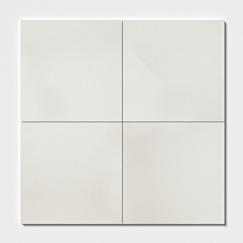 Champagne Honed Limestone Tiles 18×18 (TL10597)