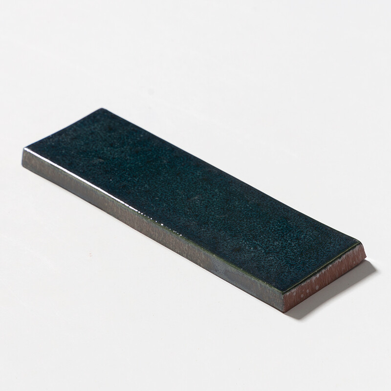 Tuiles de brique fines, plates et brillantes Juniper 2 1/4×7 7/8 (TL80804)