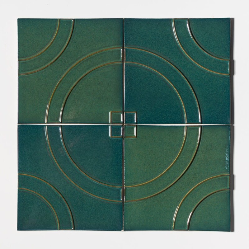 Majesty Green Glossy Manukie Ceramic Tiles 8x8