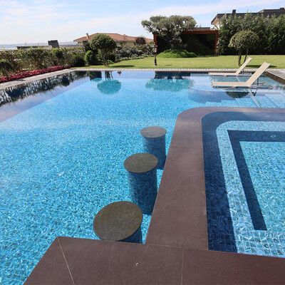 Vortice Polished 2×2 Recycle Glass Mosaic 12 3/8×18 3/4 (GT00304)