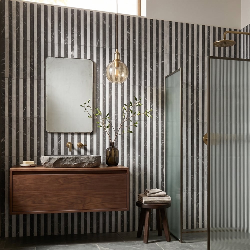 Mosaicos de mármore Iris Black, Avalanche Honed Mod Stripes 12×12 (MS02897)