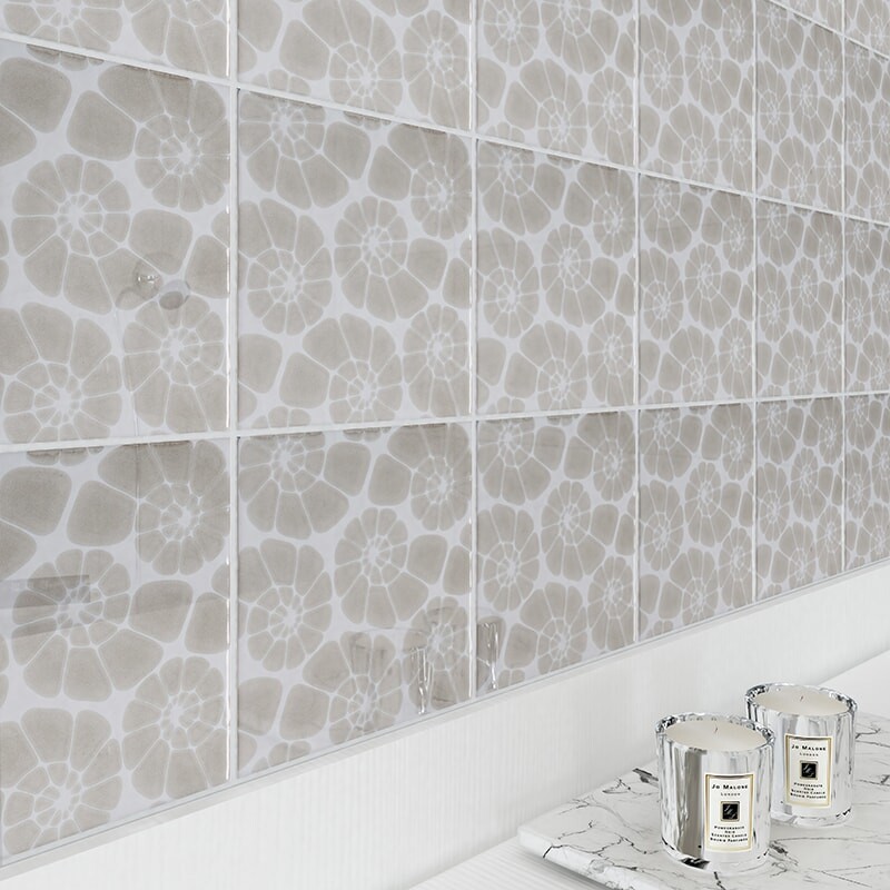 Neutral Swirl Glossy Nautilus Cluster Ceramic Tile 6×6 (TL80439)