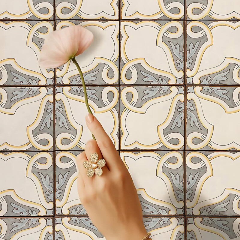 Eloise Matte Glazed Terracotta Tile 6×6 (TL80789)