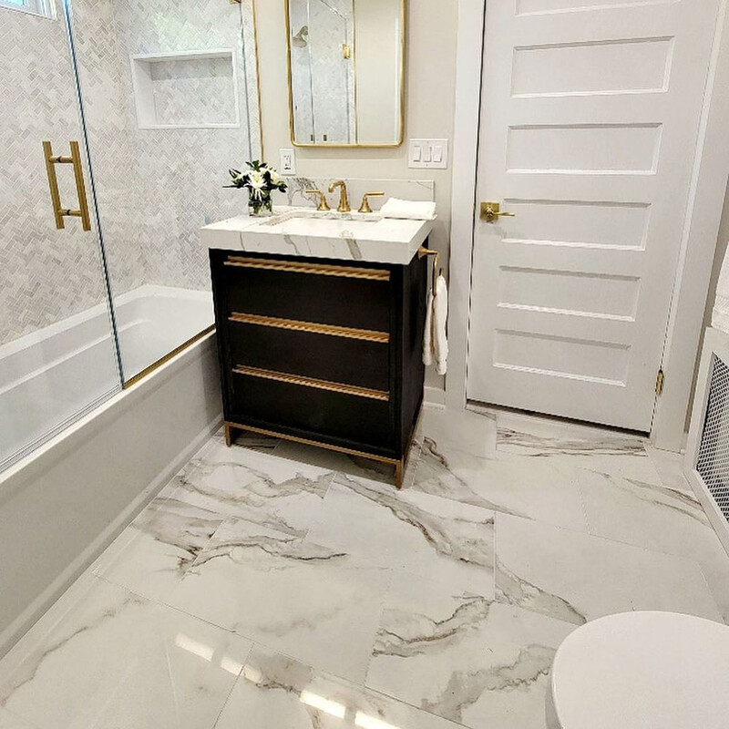 Calacatta Gold Extra Polished Marble Tile 12×24 (TL90460)