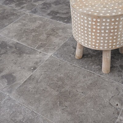Elite Brun Multi Finish Limestone Tile 16×24 (TL91053)