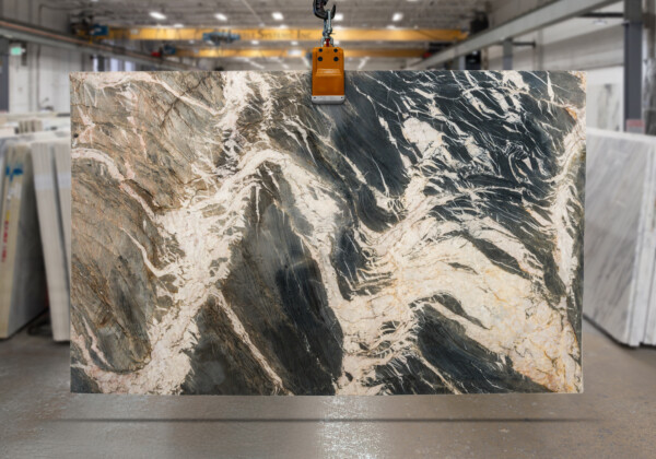 Vittara Crystal Polished Quartzite Slab 50287-1-10