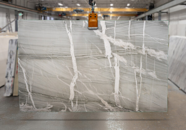 Majestic Nuage Polished Quartzite Slab 47678-1-7