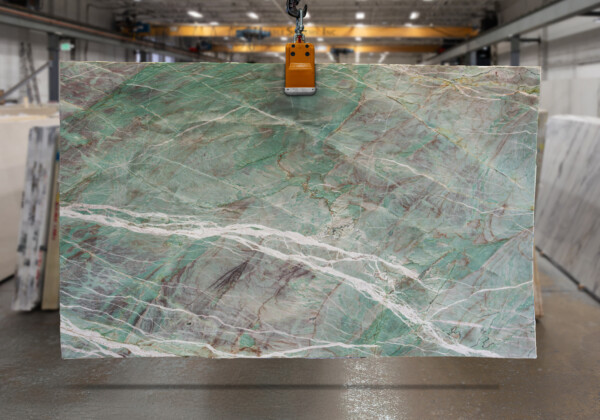 Vesivio Polished Quartzite Slab 27171-1-6