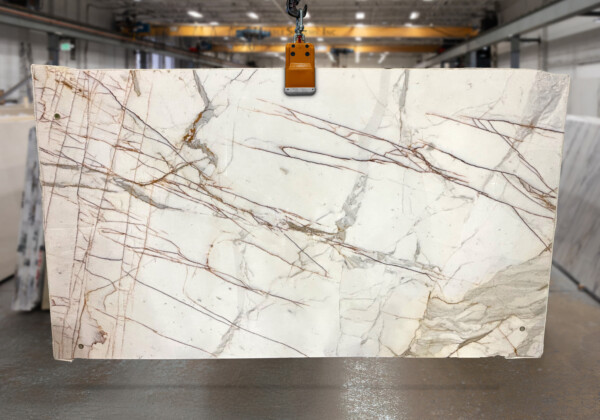 Calacatta Gold Polished Marble Slab 42400-3-8
