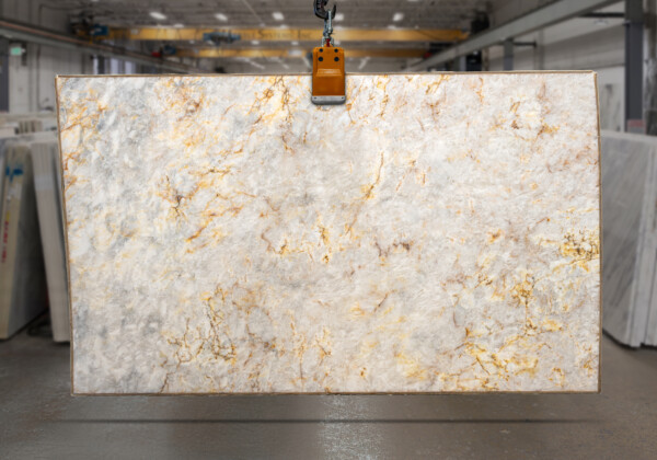 Cristallo Iceberg Polished Quartzite Slab 48126-2-8