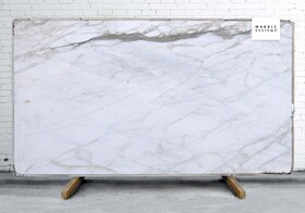 Calacatta Gold Polished Marble Slab Random