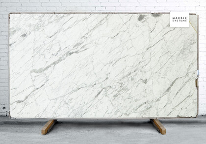 Statuarietto Honed  Marble Slab Random Image