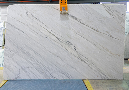 Calacatta Imperial Honed  Marble Slab Random Image