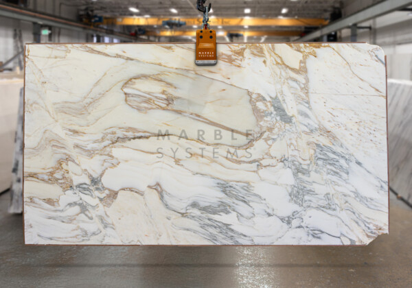 Fantastico Arni Honed Marble Slab Random Image