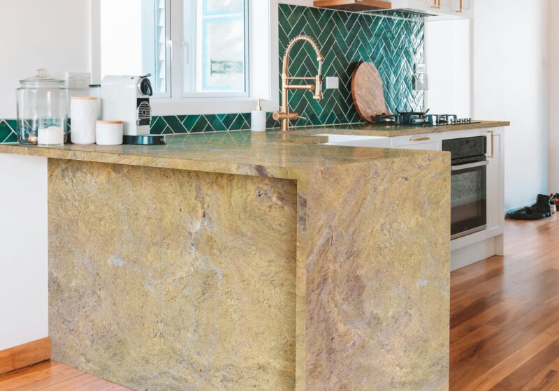 Artemis Polished Marble Slab Random (SL90024)