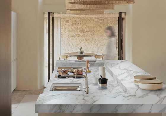 Calacatta Royale C01r Polished  Sintered Stone Slab Random (WNE10224)